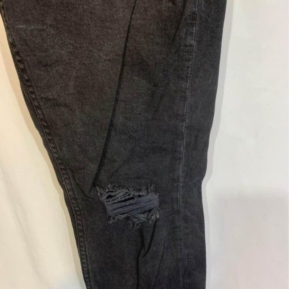 h&m DIVIDED black jeans - raw hem. Womans size 10. Distressed - Picture 3 of 10